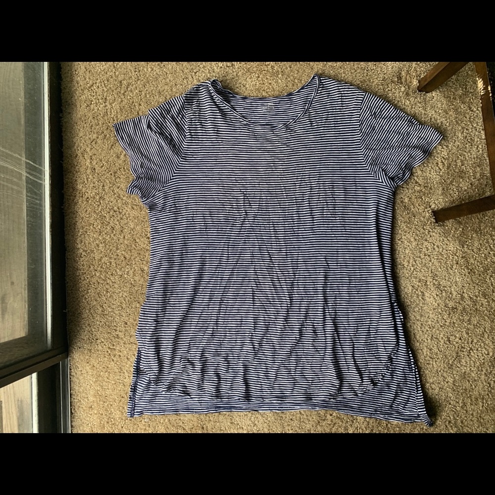 STRIPPED TEE/BLOUSE